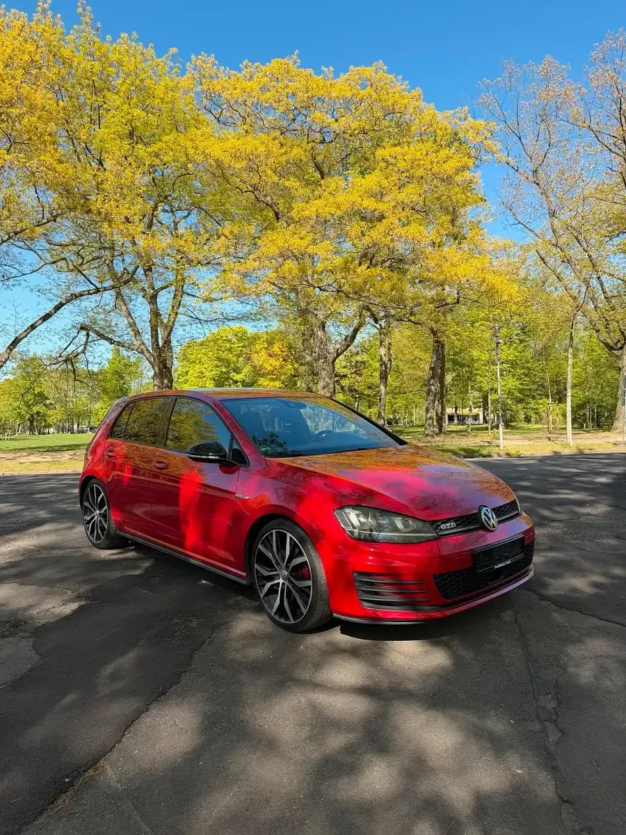 Gebraucht VW Golf VII GTD 184 PS (135 kW) 2015 Rot Kleinwagen