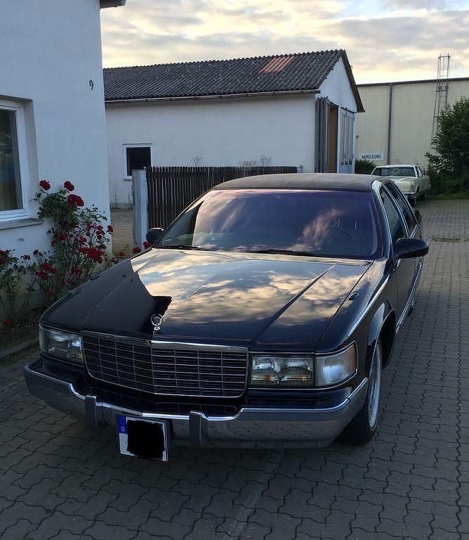 Blau Gebraucht 1995 Cadillac Fleetwood Brougham Limousine | 19.990 € - Bild 1/4