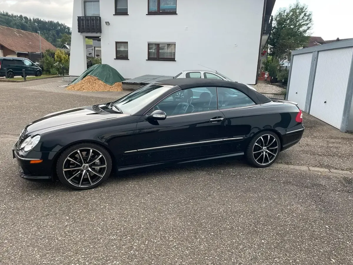 Gebraucht Mercedes CLK55 AMG AMG 367 PS (269 kW) 2004 Schwarz Cabrio