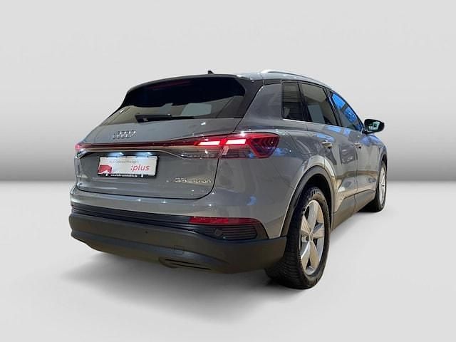 Gebraucht Audi Q4 e-tron Basis 125 kW (170 PS) 2022 Kieselgrau SUV