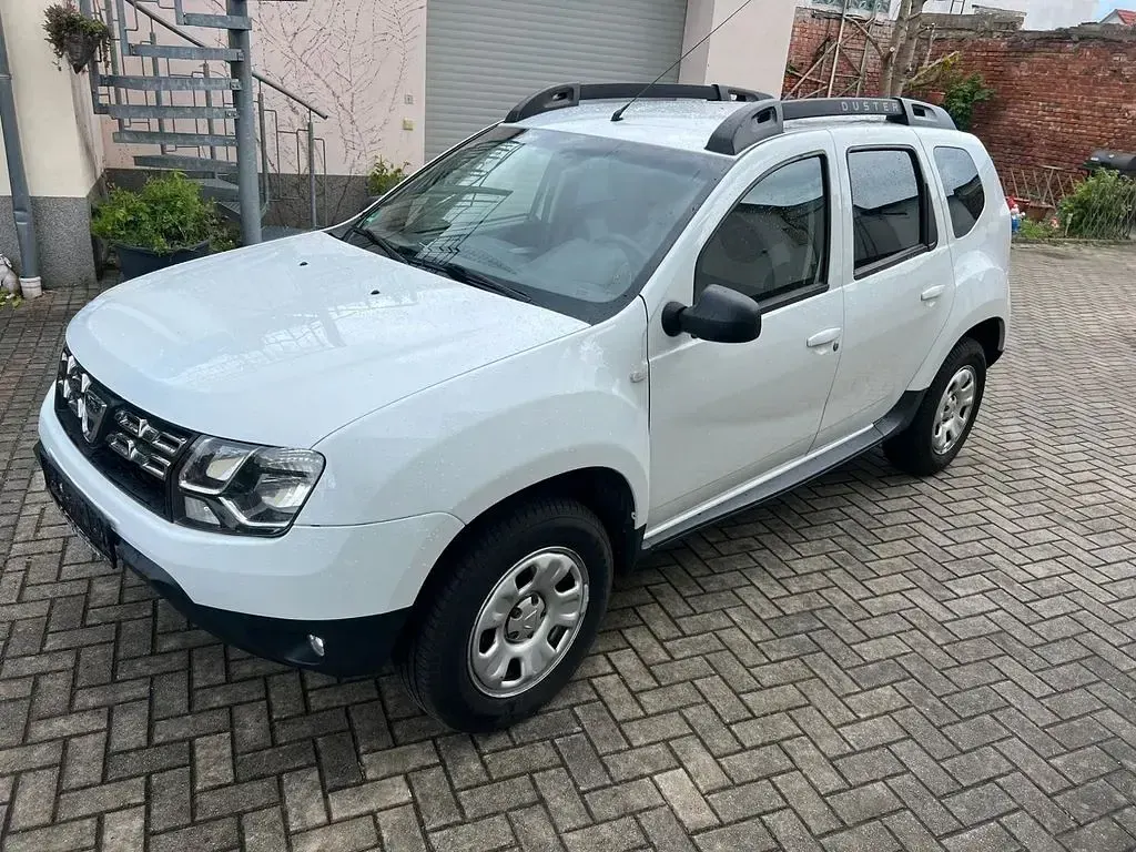 Gebraucht Dacia Duster 110 PS (80 kW) 2017 Weiß SUV