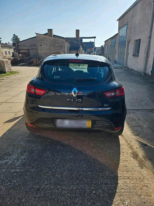 Gebraucht Renault Clio IV 90 PS (66 kW) 2013 Schwarz Kleinwagen