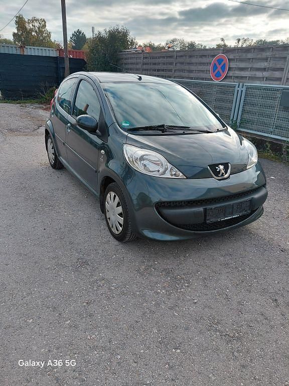 Schwarz Gebraucht 2008 Peugeot 107 Filou Kleinwagen | 1.200 € (Superpreis) - Bild 1/4
