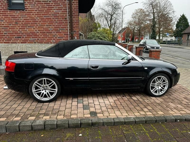 Gebraucht 2002 Audi A4 Cabriolet S-Line Cabrio | 2.750 € (Guter Preis) - Bild 1/4