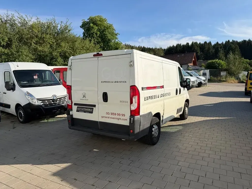 Gebraucht Peugeot Boxer 110 PS (80 kW) 2015 Weiß Van