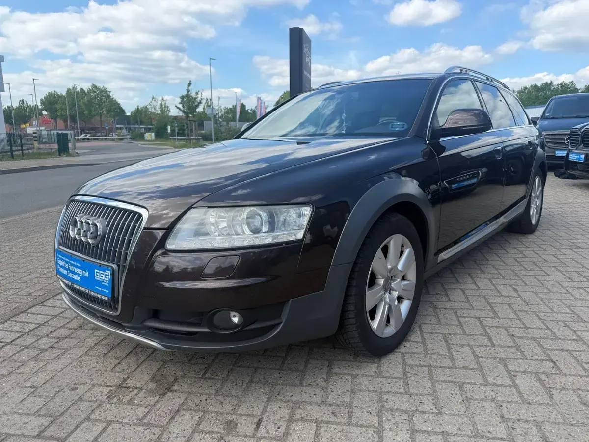 Gebraucht Audi A6 Allroad Comfort 239 PS (175 kW) 2009 Braun Kombi