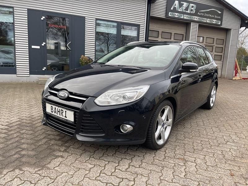Gebraucht Ford Focus Titanium 140 PS (102 kW) 2013 Schwarz Limousine