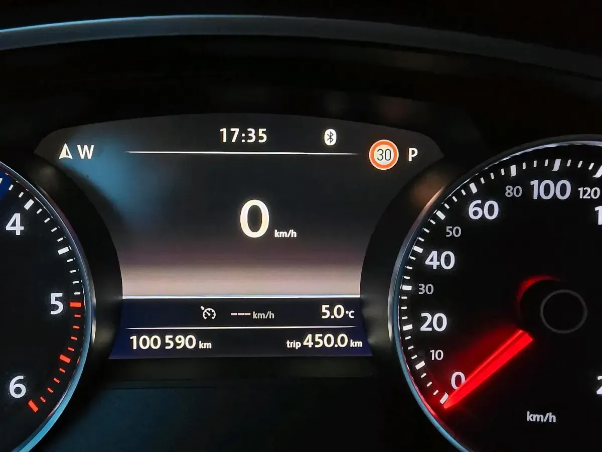 Gebraucht VW Touareg 262 PS (192 kW) 2014 Weiß SUV