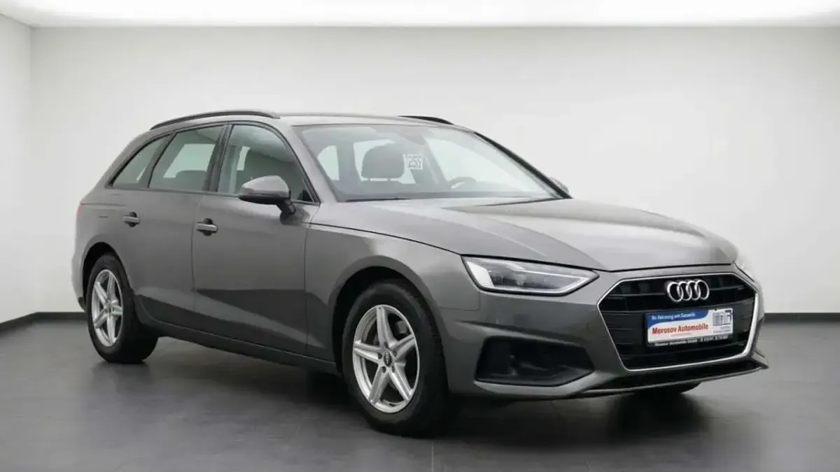 Gebraucht Audi A4 163 PS (119 kW) 2021 Terragrau metallic Kombi