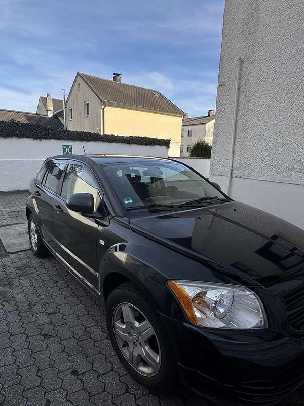 Gebraucht Dodge Caliber SE 150 PS (110 kW) 2010 Schwarz Kleinwagen