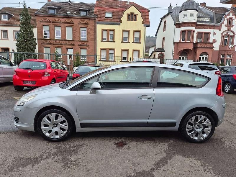 Grau Gebraucht 2006 Citroën C4 VTR Sport Coupé | 4.000 € (Fairer Preis) - Bild 1/4