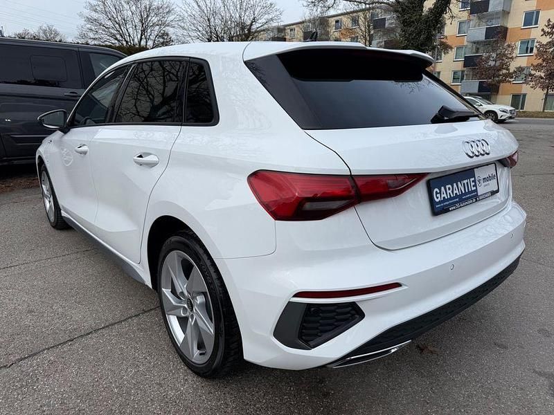 Gebraucht Audi A3 S-Line 150 PS (110 kW) 2022 Weiß Limousine