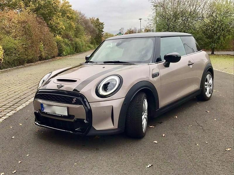 Grau Gebraucht 2022 Mini Cooper S Classic Kleinwagen | 24.750 € (Guter Preis) - Bild 1/4