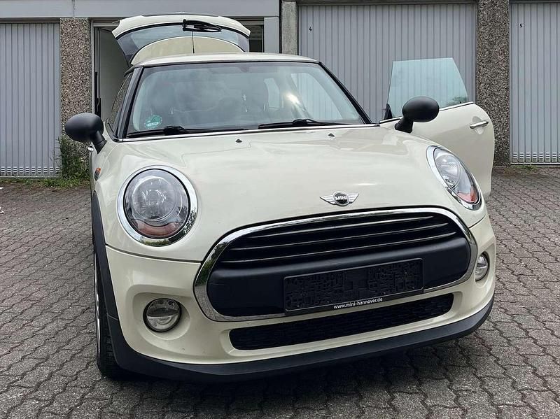 Beige Gebraucht 2015 Mini ONE Kleinwagen | 7.800 € (Fairer Preis) - Bild 1/4