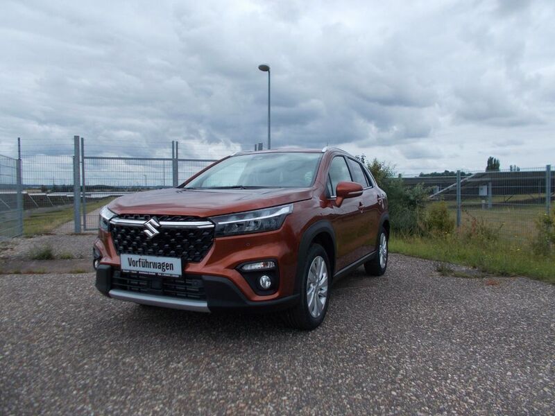 Gebraucht 2024 Suzuki SX4 S-Cross SUV | 26.900 € (Etwas zu teuer) - Bild 1/4