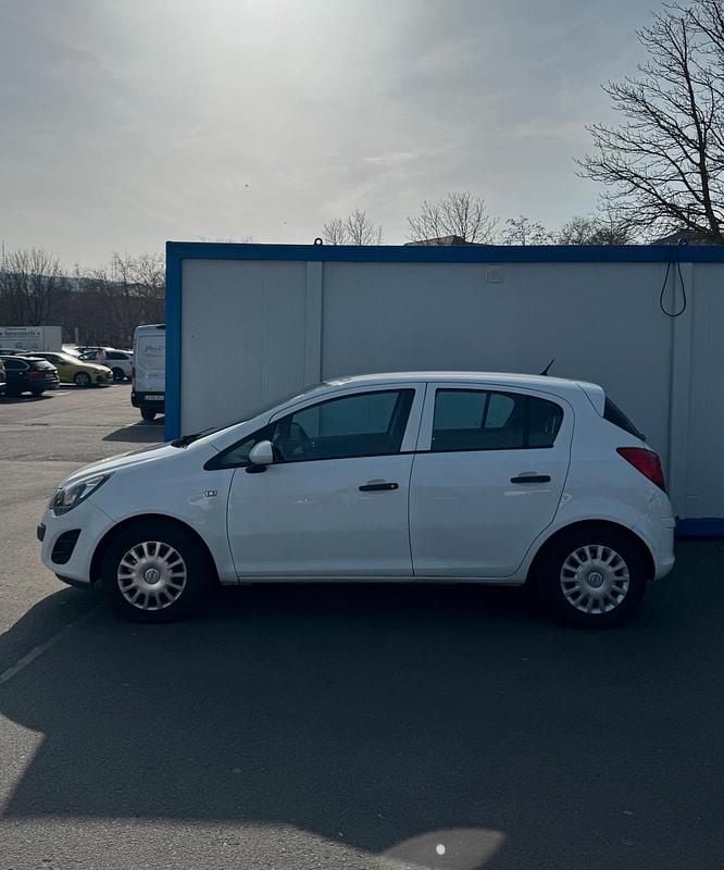 Gebraucht Opel Corsa 69 PS (50 kW) 2013 Weiß Kleinwagen
