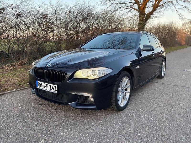 Gebraucht BMW 530 M Sport 258 PS (189 kW) 2012 Schwarz Kombi