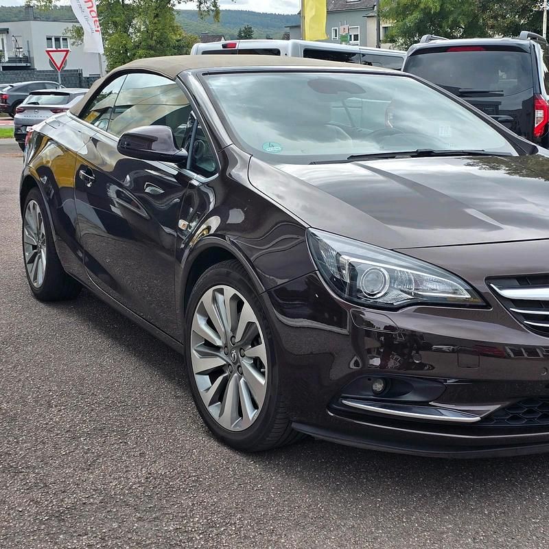 Gebraucht Opel Cascada 140 PS (102 kW) 2015 Braun Cabrio