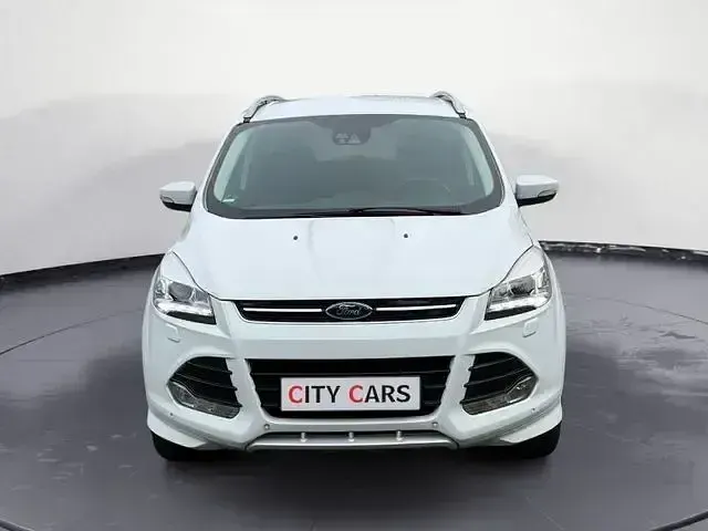 Gebraucht Ford Kuga Individual 163 PS (119 kW) 2014 Andere SUV