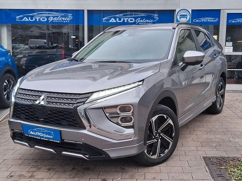 Gebraucht Mitsubishi Eclipse Cross Plus 179 PS (131 kW) 2023 Grau SUV