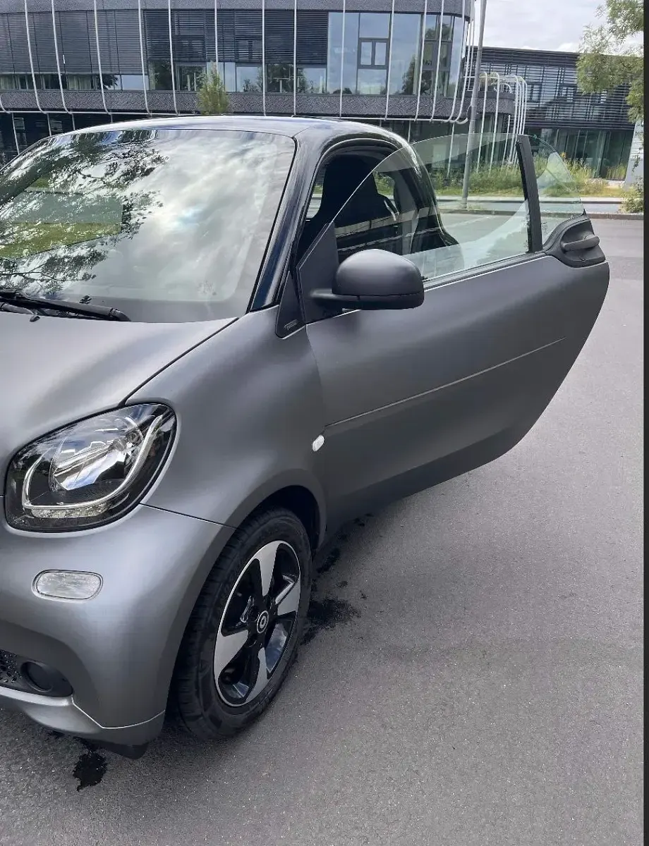 Gebraucht Smart ForTwo Coupé 71 PS (52 kW) 2019 Grau Coupé