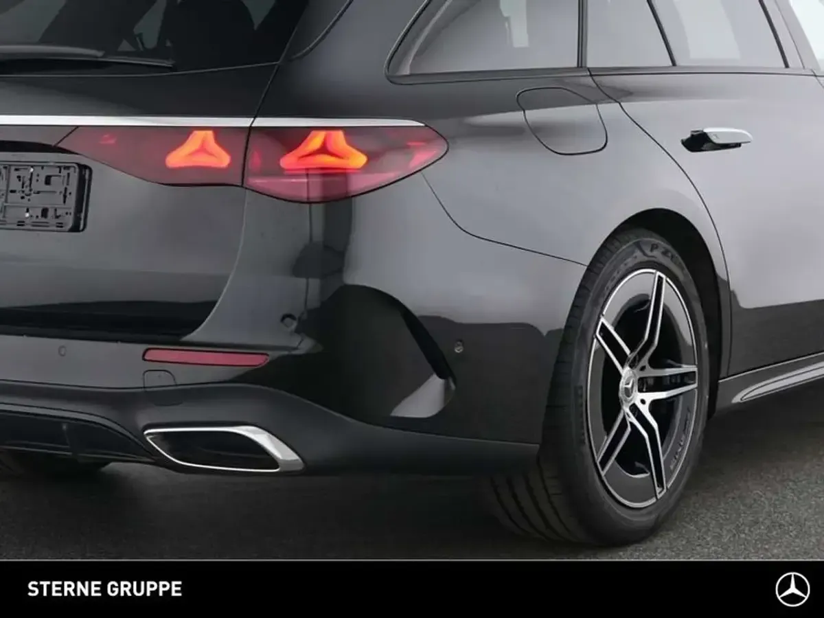 Gebraucht Mercedes E200 AMG 204 PS (150 kW) 2025 Lack obsidianschwarz Kombi