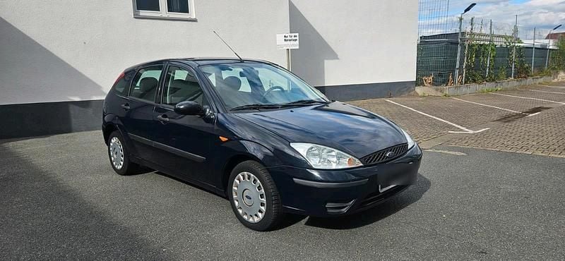 Blau Gebraucht 2004 Ford Focus Kleinwagen | 1.150 € (Guter Preis) - Bild 1/4