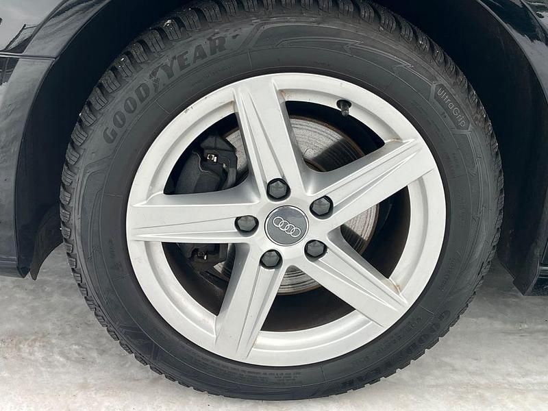 Gebraucht Audi A3 150 PS (110 kW) 2020 Schwarz Limousine