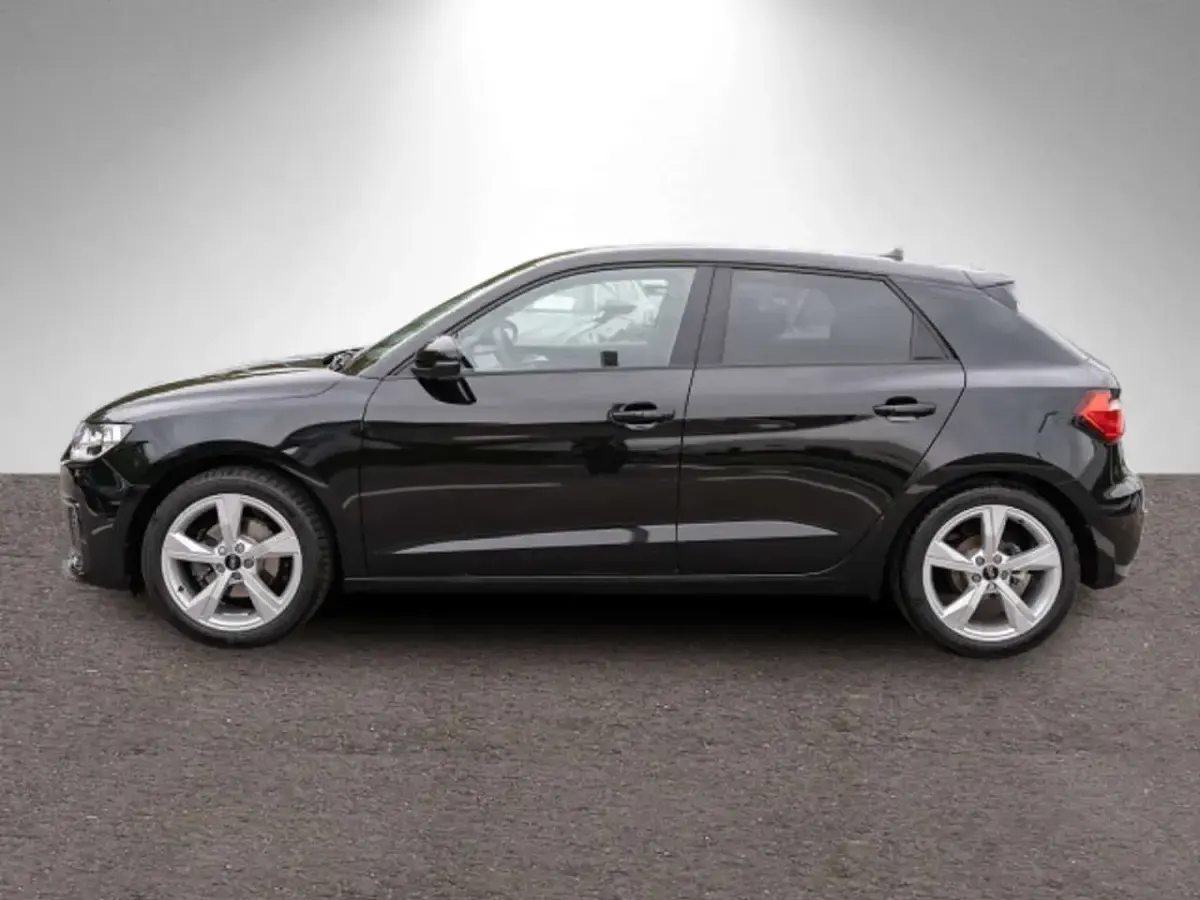 Gebraucht Audi A1 Advanced Plus 116 PS (85 kW) 2026 Mythosschwarz metallic SUV