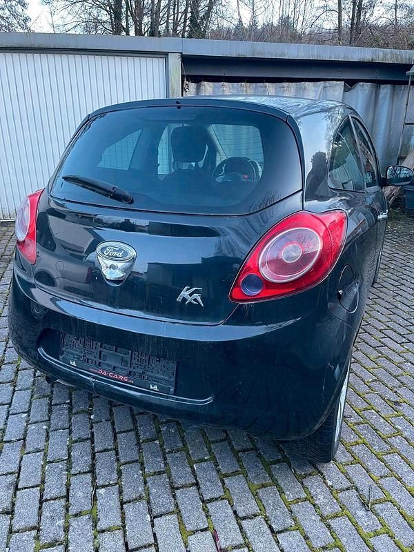Gebraucht Ford Ka 65 PS (47 kW) 2010 Schwarz Kleinwagen