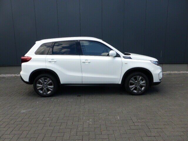 Gebraucht Suzuki Vitara 129 PS (94 kW) 2020 Weiß SUV