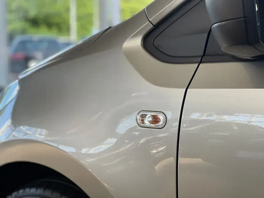 Used Seat Mii Reference 60 HP (44 kW) 2018 Silver Hatchback