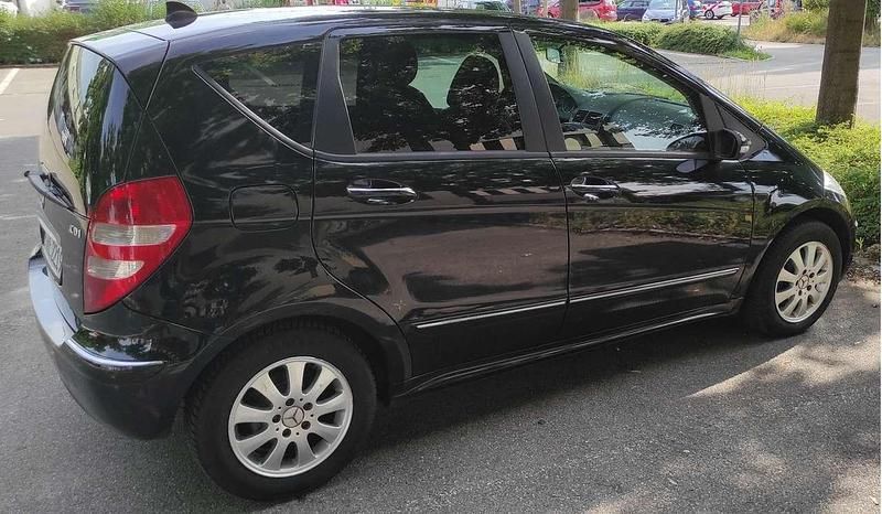 Gebraucht 2006 Mercedes A180 Elegance Limousine | 2.500 € (Fairer Preis) - Bild 1/4