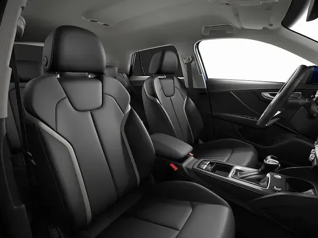 Gebraucht Audi Q2 Advanced Plus 150 PS (110 kW) 2025 Navarrablau metallic SUV