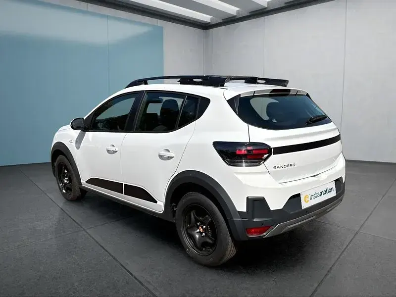 Neu Dacia Sandero Stepway 110 PS (80 kW) 2026 Weiß Kleinwagen