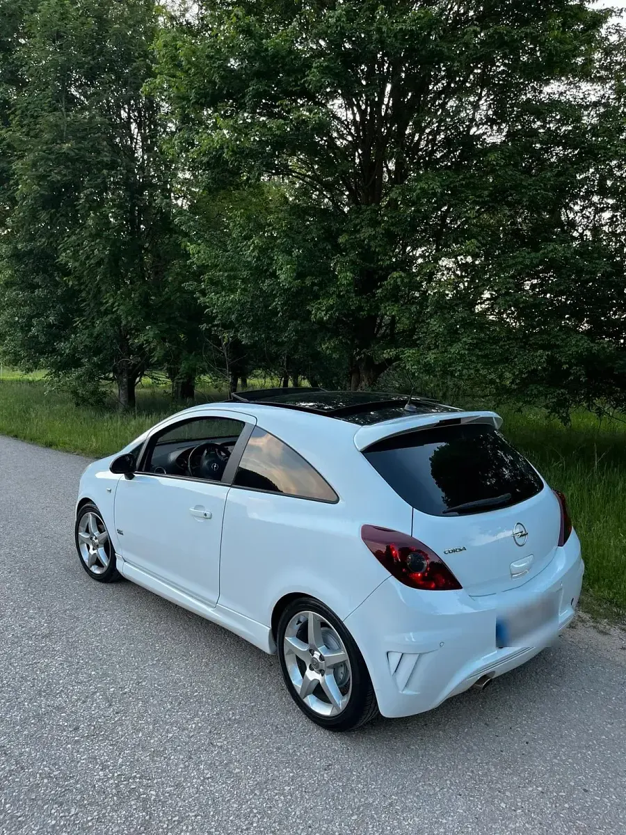Brugt Opel Corsa OPC 90 HK (66 kW) 2009 Hvid Hatchback