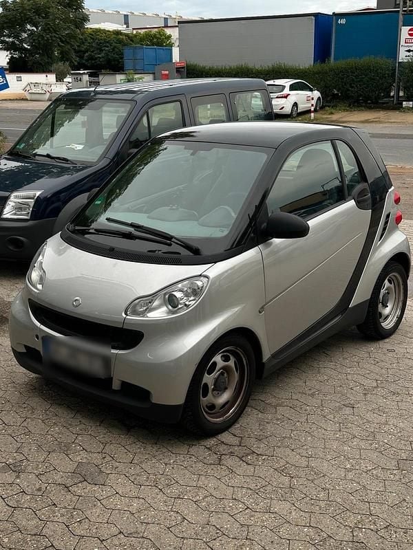 Silber Gebraucht 2009 Smart ForTwo Coupé Coupé | 3.950 € (Fairer Preis) - Bild 1/4