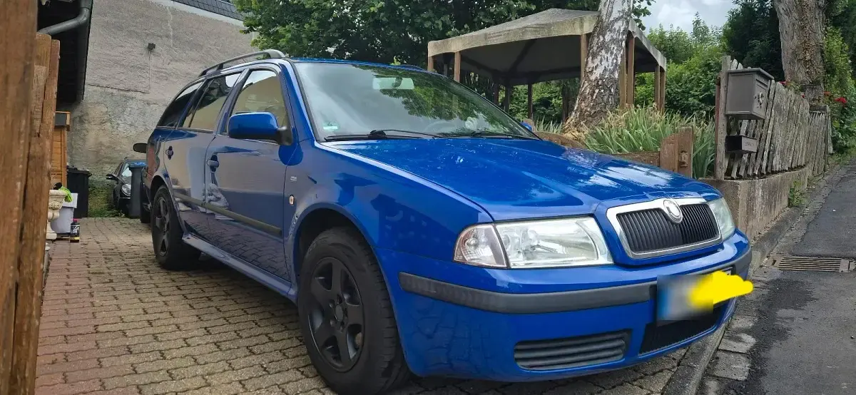 Gebraucht Skoda Octavia 115 PS (84 kW) 2003 Blau Kombi