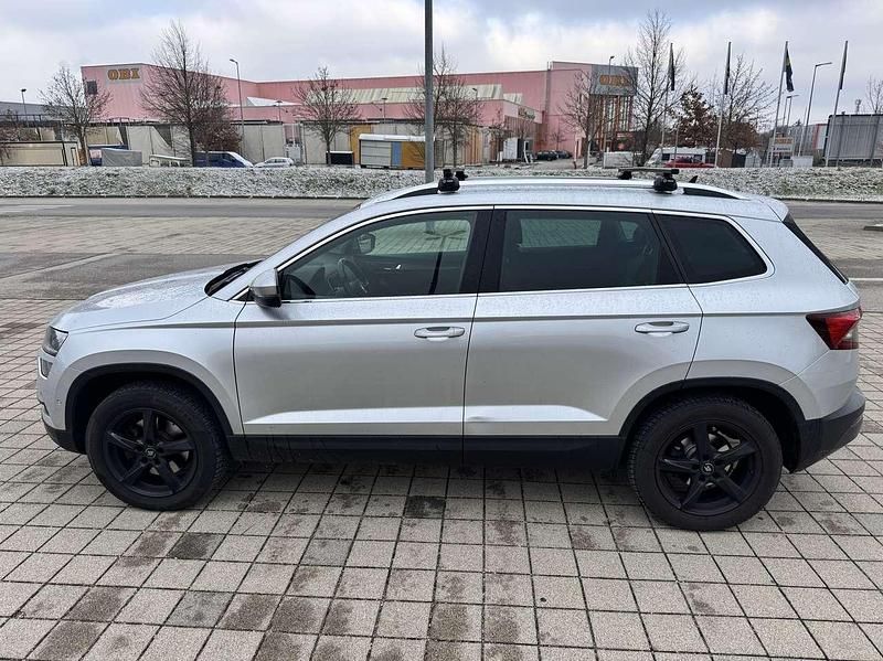 Silber Gebraucht 2017 Skoda Karoq Style SUV | 14.000 € (Fairer Preis) - Bild 1/4