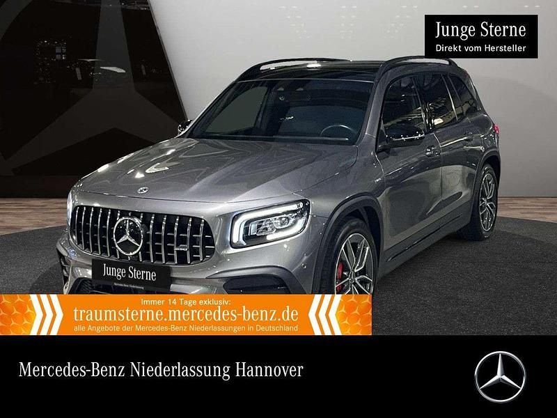 Grau Gebraucht 2022 Mercedes GLB35 AMG SUV | 41.490 € (Fairer Preis) - Bild 1/3