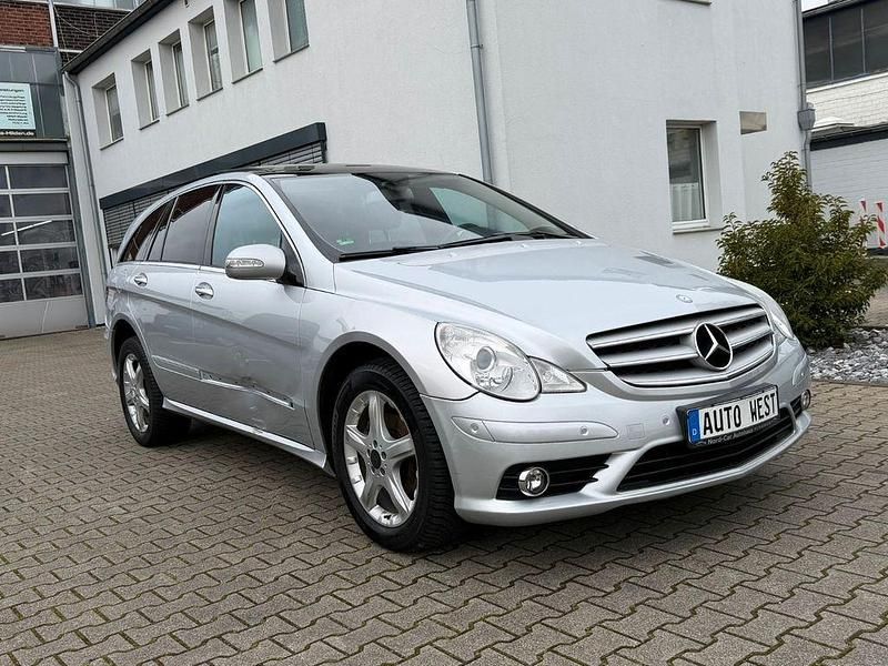 Gebraucht Mercedes R320 224 PS (164 kW) 2008 Silber Van / Kleinbus