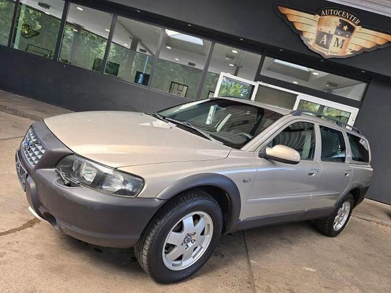 Gebraucht Volvo V70 202 PS (148 kW) 2002 Beigeholz (metallic) Kombi