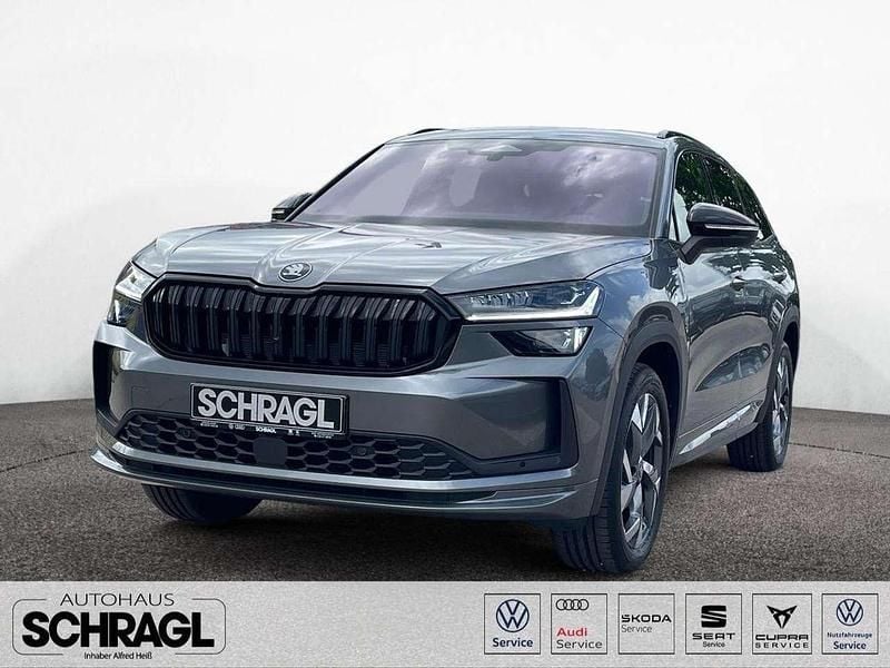 Graphitegrau metallic Neu 2025 Skoda Kodiaq SportLine SUV | 49.875 € (Guter Preis) - Bild 1/4