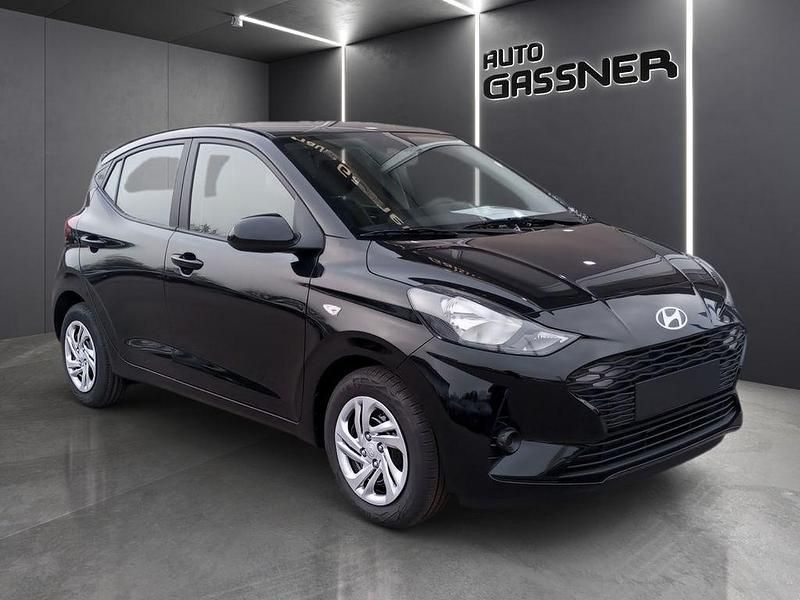 Schwarz Gebraucht 2024 Hyundai i10 Select Kleinwagen | 15.990 € (Fairer Preis) - Bild 1/4