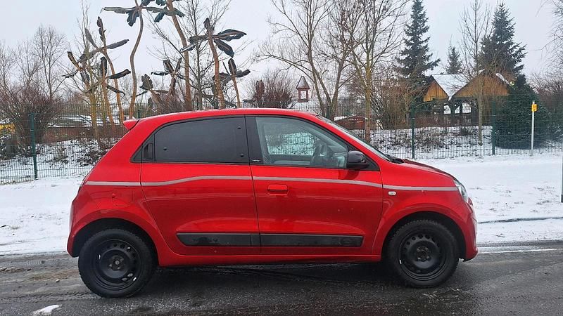 Gebraucht Renault Twingo 70 PS (51 kW) 2018 Rot Kleinwagen
