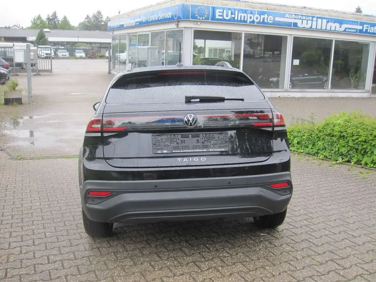 Neu VW Taigo 116 PS (85 kW) 2025 Schwarz SUV