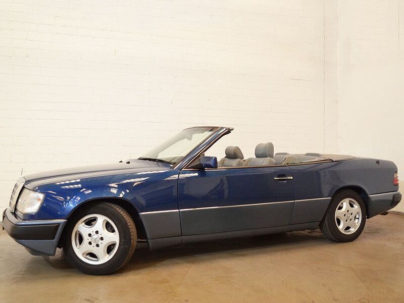 Gebraucht Mercedes 300 220 PS (161 kW) 1992 Nautikblau Cabrio