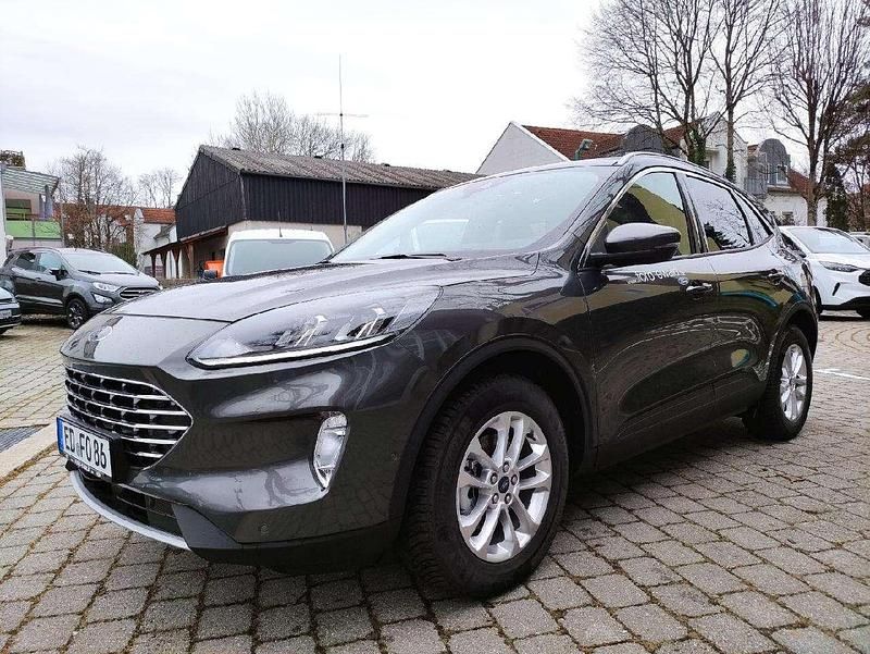 Gebraucht Ford Kuga Titanium 120 PS (88 kW) 2024 Grau SUV