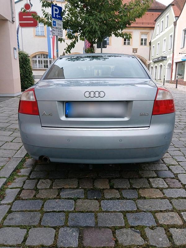 Blau Gebraucht 2003 Audi A4 Limousine | 700 € (Superpreis) - Bild 1/4