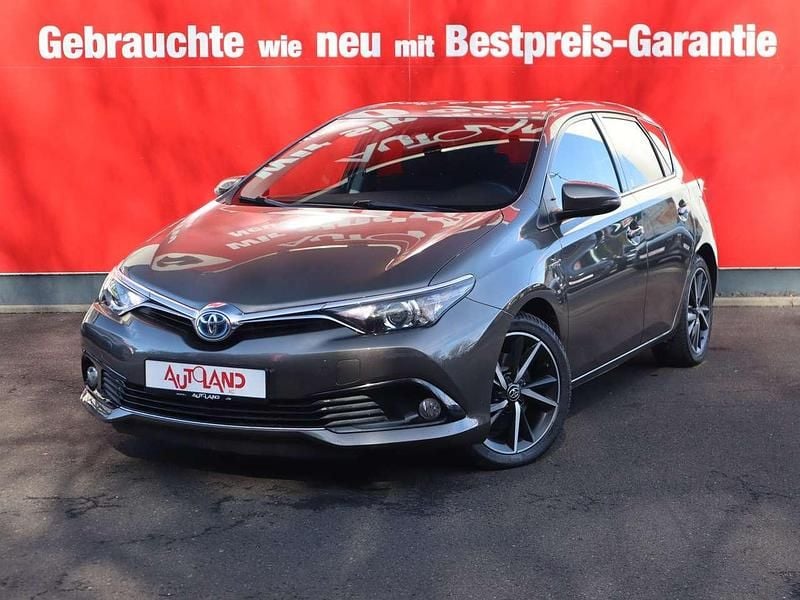 Gebraucht Toyota Auris Hybrid 136 PS (100 kW) 2017 Grau Kleinwagen